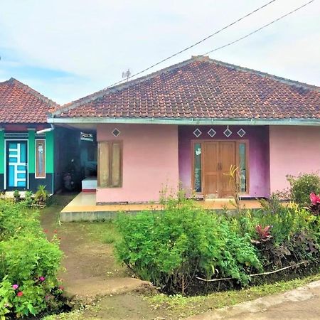 Villa Lembang Bunda Cikareumbi Экстерьер фото