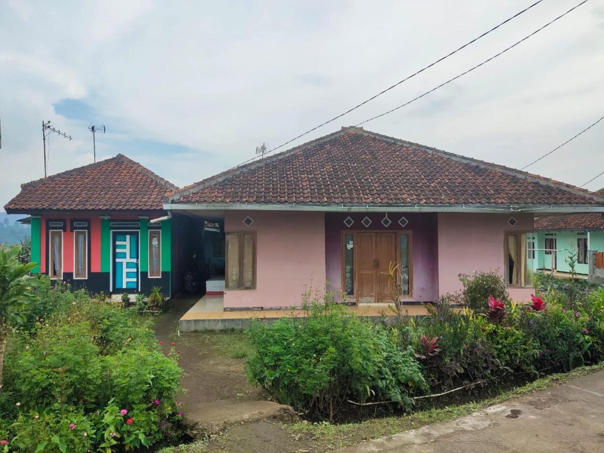 Villa Lembang Bunda Cikareumbi Экстерьер фото